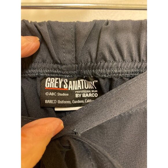Grey’s Anatomy Charcoal Grey Scrub Uniform Set Size Large & Medium Petite Pants - Picture 7 of 9